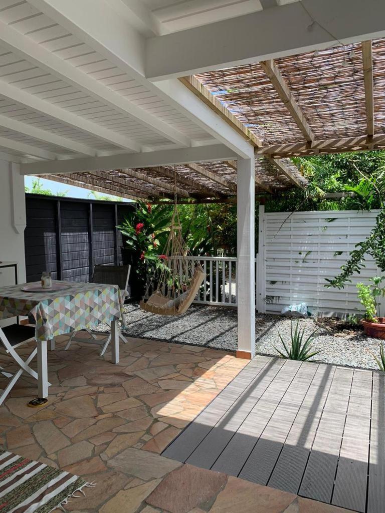 La Maison Calebasse Hotel Saint-Francois  Buitenkant foto